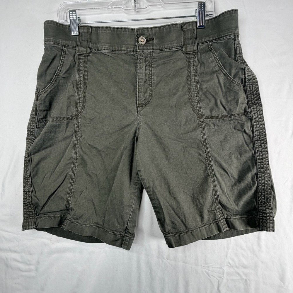 Lee Olive Green Women’s Cargo-Style Bermuda Shorts